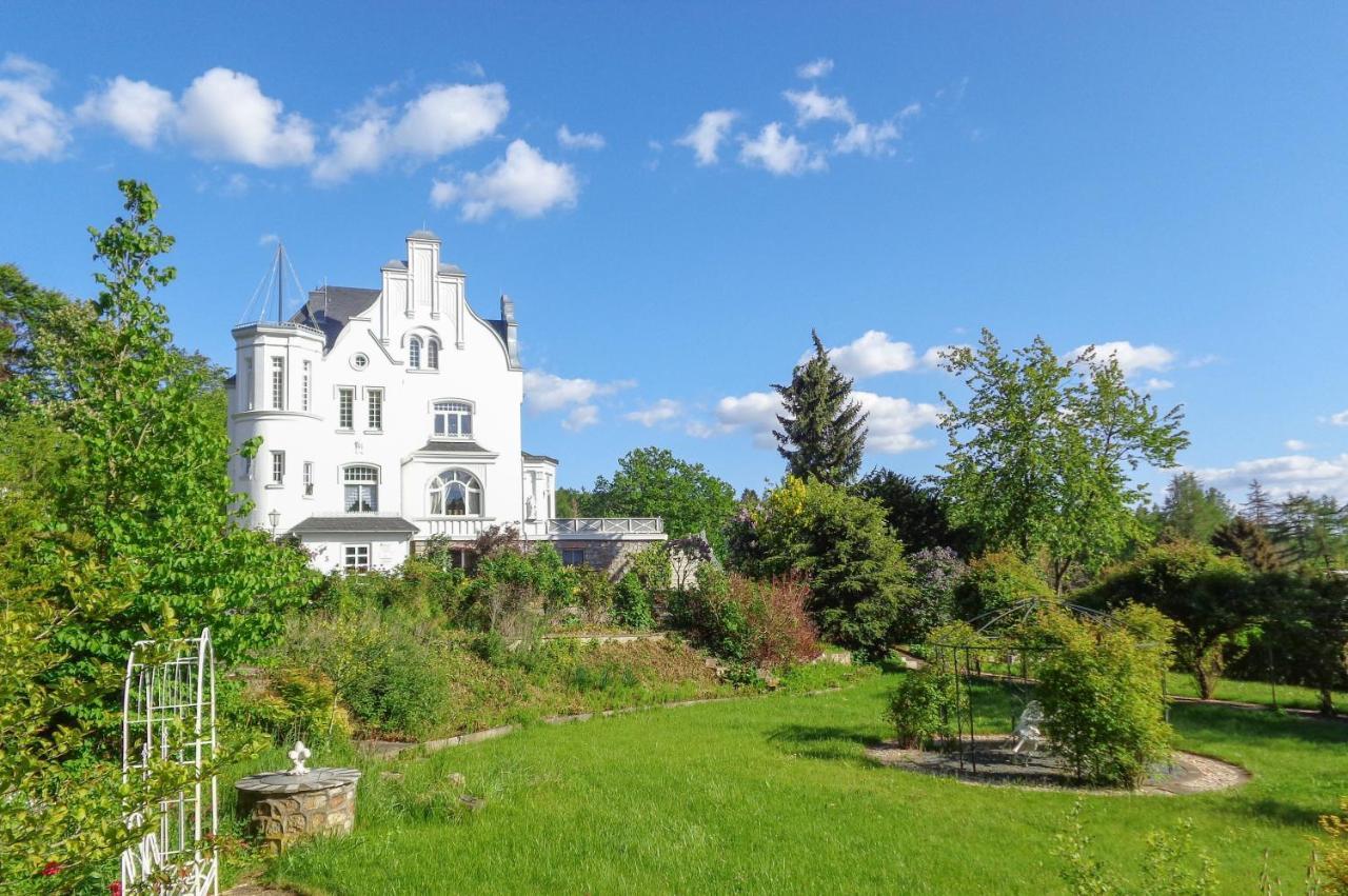 Weissevilla Friedrichsbrunn Empire Apartment Thale